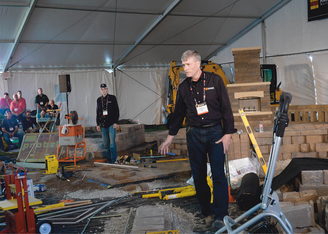 Bill Gardocki with his son Tom gave a demo on recommended tools to increase efficiency at HNA 2015.